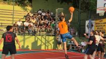 ''Sokak Basketbolu Turnuvası'' nefes kesti